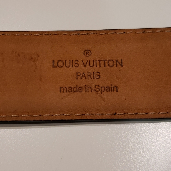 Louis Vuitton Classic Leather Belt - Picture 5 of 10